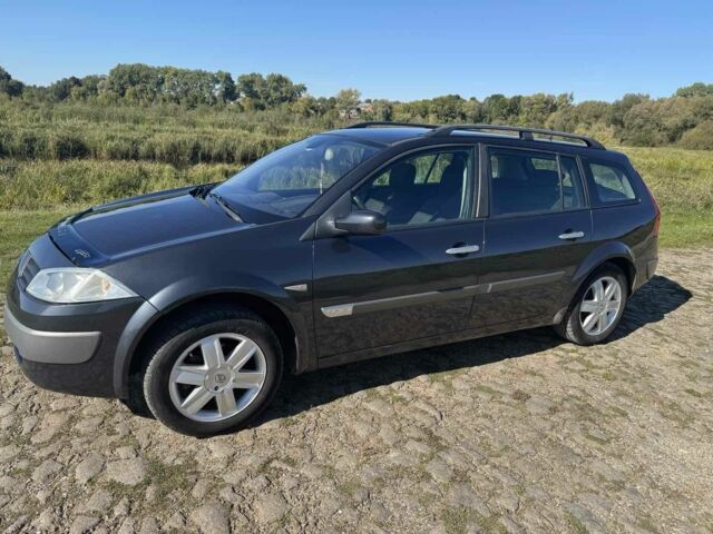 Серый Рено Меган, объемом двигателя 1 л и пробегом 218 тыс. км за 4550 $, фото 1 на Automoto.ua
