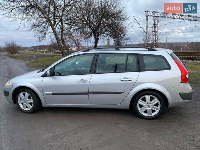 Серый Рено Меган, объемом двигателя 1.6 л и пробегом 263 тыс. км за 5899 $, фото 5 на Automoto.ua