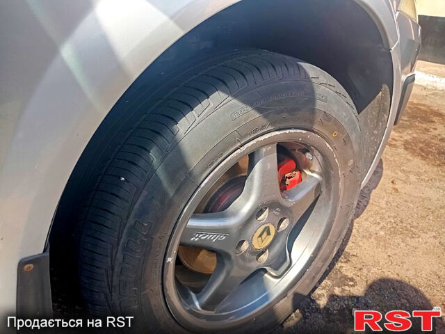 Серый Рено Меган, объемом двигателя 1.6 л и пробегом 0 тыс. км за 4300 $, фото 8 на Automoto.ua