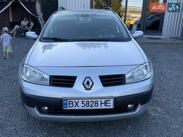 Серый Рено Меган, объемом двигателя 1.6 л и пробегом 317 тыс. км за 4700 $, фото 1 на Automoto.ua