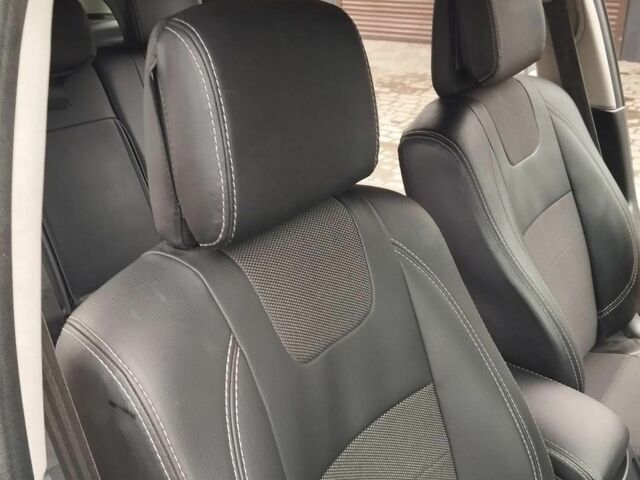 Сірий Рено Меган, об'ємом двигуна 1.6 л та пробігом 250 тис. км за 5819 $, фото 5 на Automoto.ua