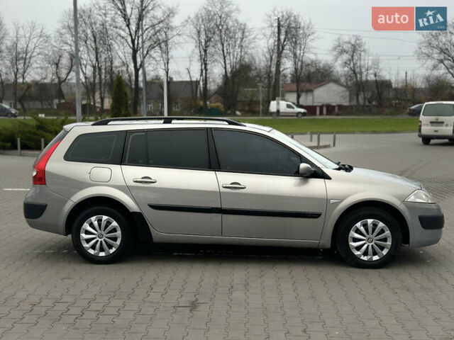 Серый Рено Меган, объемом двигателя 1.6 л и пробегом 215 тыс. км за 4900 $, фото 3 на Automoto.ua