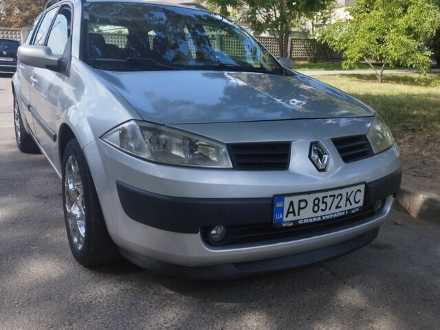 Рено Меган 2005 в Запорожье на Automoto.ua Серый Рено Меган, объемом двигателя 1.9 л и пробегом 320 тыс. км за 4800 $, фото 1 на Automoto.ua