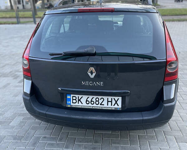 Серый Рено Меган, объемом двигателя 1.5 л и пробегом 278 тыс. км за 4100 $, фото 18 на Automoto.ua