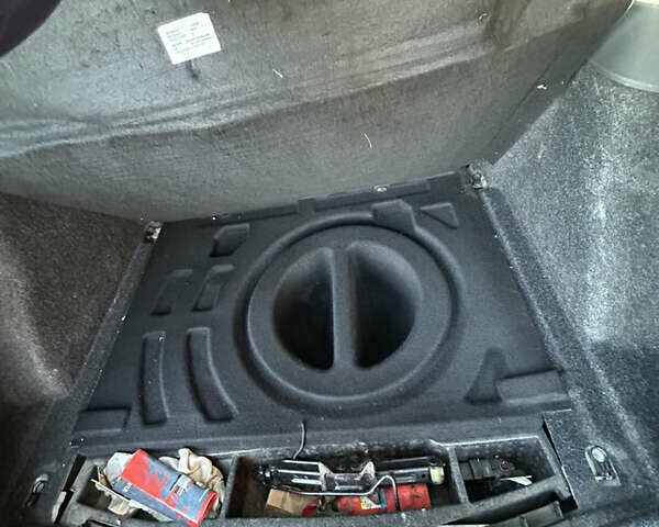 Сірий Рено Меган, об'ємом двигуна 1.6 л та пробігом 306 тис. км за 3500 $, фото 4 на Automoto.ua