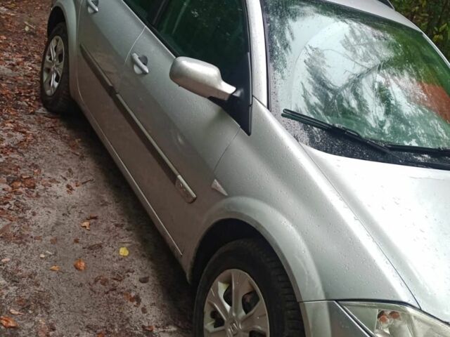 Серый Рено Меган, объемом двигателя 1.9 л и пробегом 268 тыс. км за 3200 $, фото 3 на Automoto.ua