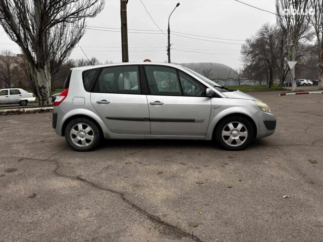 Сірий Рено Меган, об'ємом двигуна 2 л та пробігом 250 тис. км за 4600 $, фото 5 на Automoto.ua