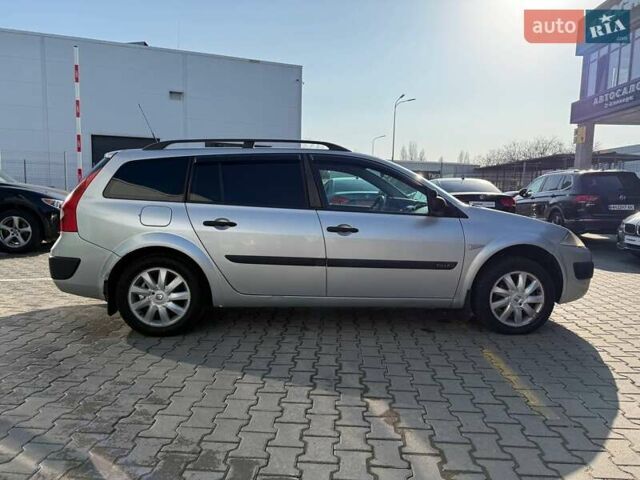 Серый Рено Меган, объемом двигателя 1.9 л и пробегом 330 тыс. км за 4999 $, фото 5 на Automoto.ua