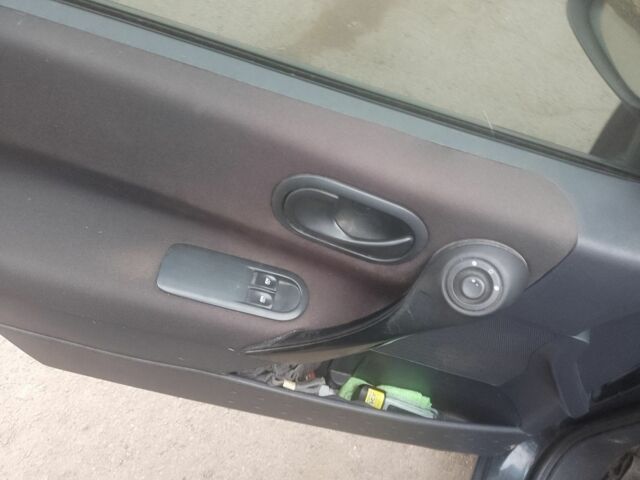 Серый Рено Меган, объемом двигателя 1.6 л и пробегом 267 тыс. км за 4500 $, фото 7 на Automoto.ua