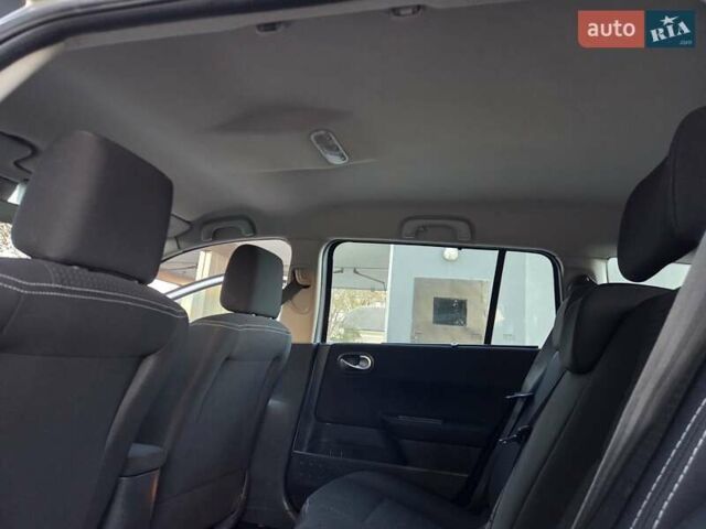 Серый Рено Меган, объемом двигателя 1.6 л и пробегом 223 тыс. км за 4399 $, фото 11 на Automoto.ua