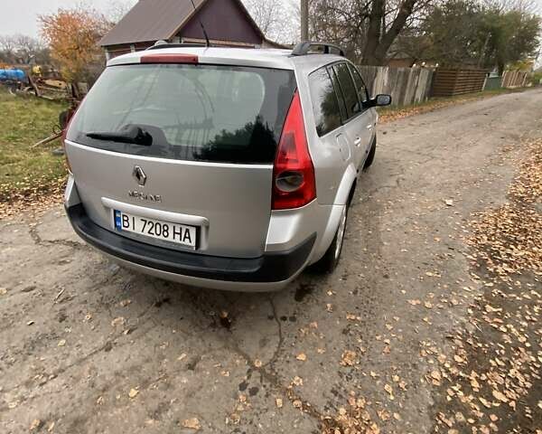 Серый Рено Меган, объемом двигателя 1.6 л и пробегом 248 тыс. км за 4700 $, фото 10 на Automoto.ua
