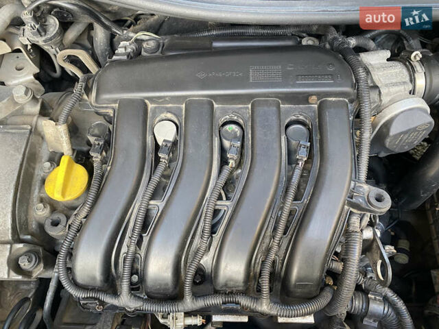 Серый Рено Меган, объемом двигателя 1.6 л и пробегом 250 тыс. км за 4800 $, фото 16 на Automoto.ua