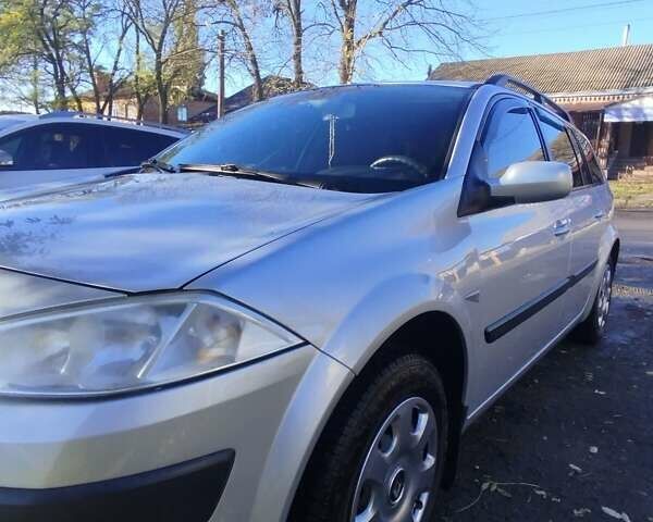 Сірий Рено Меган, об'ємом двигуна 1.6 л та пробігом 281 тис. км за 5300 $, фото 6 на Automoto.ua