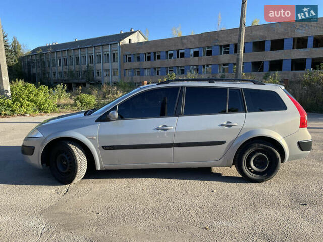 Сірий Рено Меган, об'ємом двигуна 1.6 л та пробігом 215 тис. км за 4400 $, фото 2 на Automoto.ua