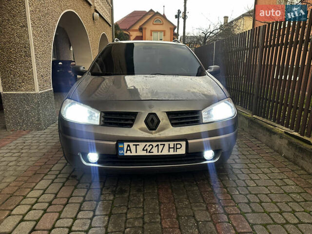 Серый Рено Меган, объемом двигателя 1.46 л и пробегом 356 тыс. км за 2900 $, фото 3 на Automoto.ua