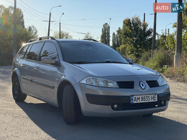 Сірий Рено Меган, об'ємом двигуна 1.6 л та пробігом 215 тис. км за 4400 $, фото 9 на Automoto.ua