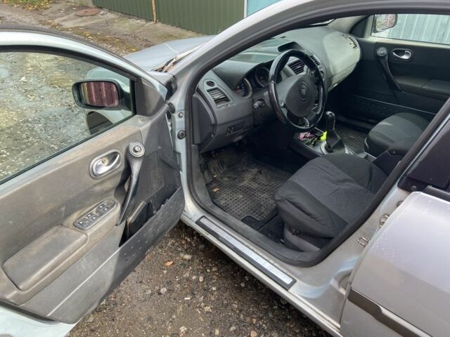 Сірий Рено Меган, об'ємом двигуна 1.5 л та пробігом 450 тис. км за 2800 $, фото 5 на Automoto.ua