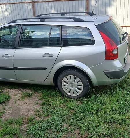 Серый Рено Меган, объемом двигателя 1.6 л и пробегом 260 тыс. км за 4900 $, фото 1 на Automoto.ua