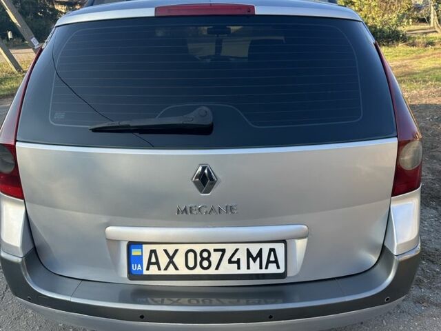 Рено Меган 2005 в Славянске на Automoto.ua Серый Рено Меган, объемом двигателя 0 л и пробегом 261 тыс. км за 4300 $, фото 3 на Automoto.ua