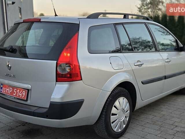 Серый Рено Меган, объемом двигателя 1.6 л и пробегом 223 тыс. км за 4399 $, фото 48 на Automoto.ua