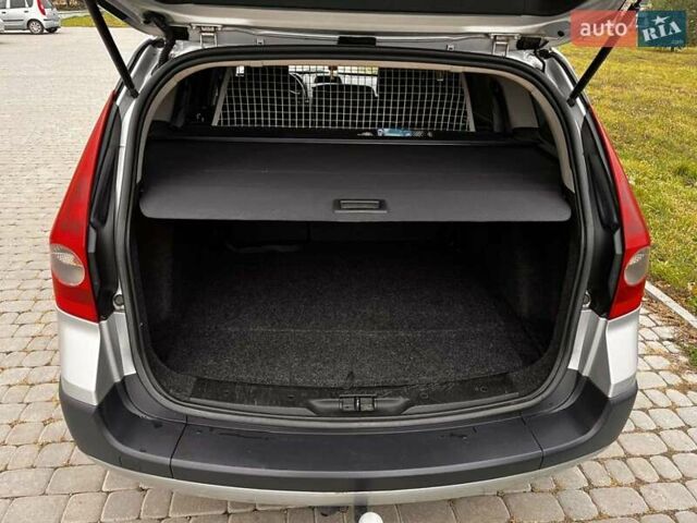 Серый Рено Меган, объемом двигателя 1.6 л и пробегом 173 тыс. км за 5000 $, фото 9 на Automoto.ua