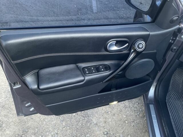 Сірий Рено Меган, об'ємом двигуна 1.9 л та пробігом 350 тис. км за 4600 $, фото 5 на Automoto.ua