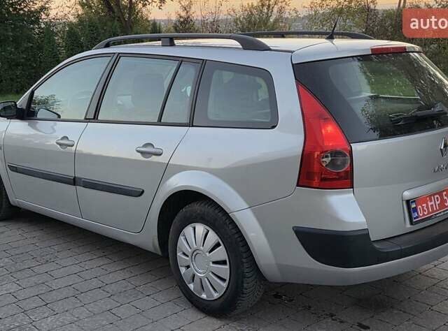 Серый Рено Меган, объемом двигателя 1.6 л и пробегом 223 тыс. км за 4399 $, фото 51 на Automoto.ua