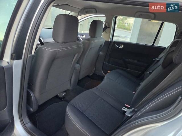 Серый Рено Меган, объемом двигателя 1.6 л и пробегом 223 тыс. км за 4399 $, фото 14 на Automoto.ua