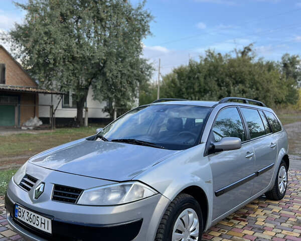 Серый Рено Меган, объемом двигателя 1.87 л и пробегом 350 тыс. км за 4000 $, фото 4 на Automoto.ua