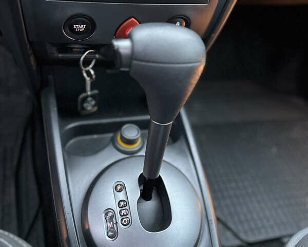 Серый Рено Меган, объемом двигателя 1.6 л и пробегом 221 тыс. км за 4850 $, фото 17 на Automoto.ua