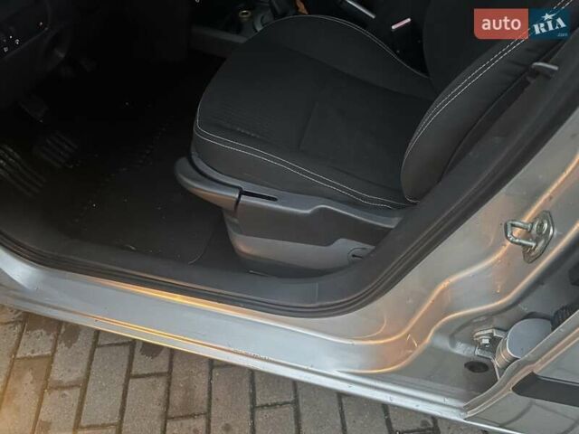 Серый Рено Меган, объемом двигателя 1.6 л и пробегом 168 тыс. км за 4499 $, фото 24 на Automoto.ua