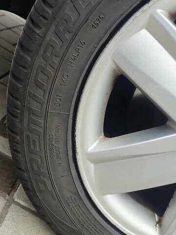 Сірий Рено Меган, об'ємом двигуна 1.6 л та пробігом 183 тис. км за 4600 $, фото 4 на Automoto.ua