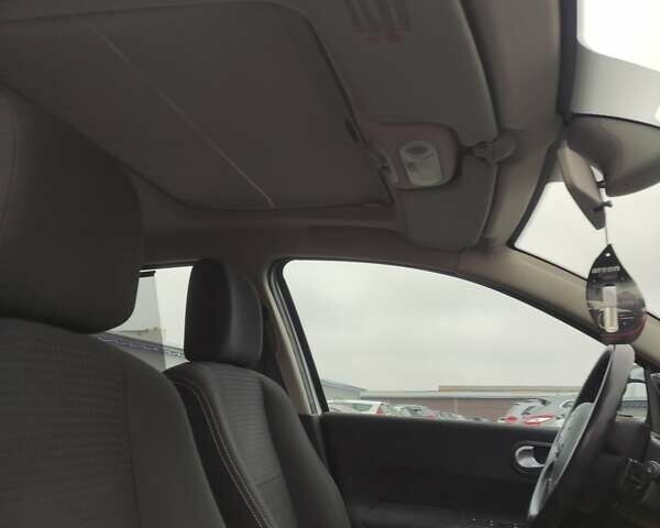 Сірий Рено Меган, об'ємом двигуна 1.6 л та пробігом 250 тис. км за 5400 $, фото 13 на Automoto.ua