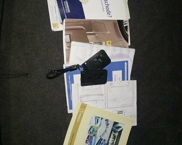 Сірий Рено Меган, об'ємом двигуна 1.6 л та пробігом 201 тис. км за 5200 $, фото 1 на Automoto.ua