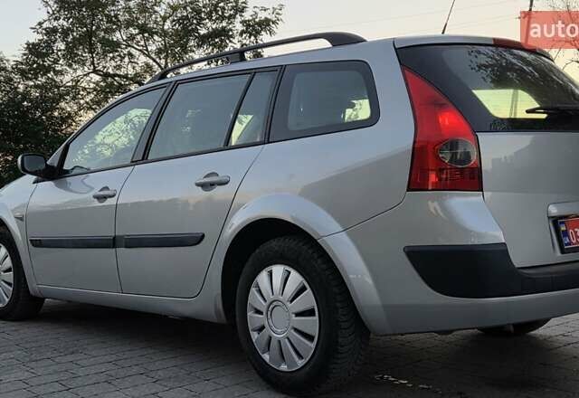 Серый Рено Меган, объемом двигателя 1.6 л и пробегом 223 тыс. км за 4399 $, фото 49 на Automoto.ua