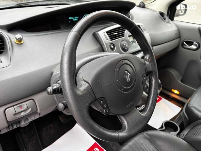 Сірий Рено Меган, об'ємом двигуна 2 л та пробігом 250 тис. км за 4600 $, фото 23 на Automoto.ua