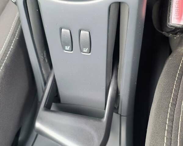 Серый Рено Меган, объемом двигателя 1.6 л и пробегом 240 тыс. км за 4300 $, фото 6 на Automoto.ua