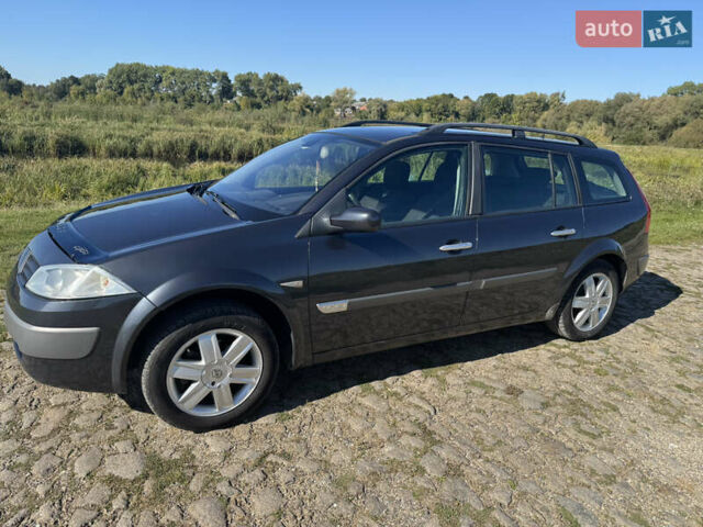 Рено Меган 2005 у Старой Синяве на Automoto.ua Сірий Рено Меган, об'ємом двигуна 1.6 л та пробігом 230 тис. км за 4550 $, фото 2 на Automoto.ua