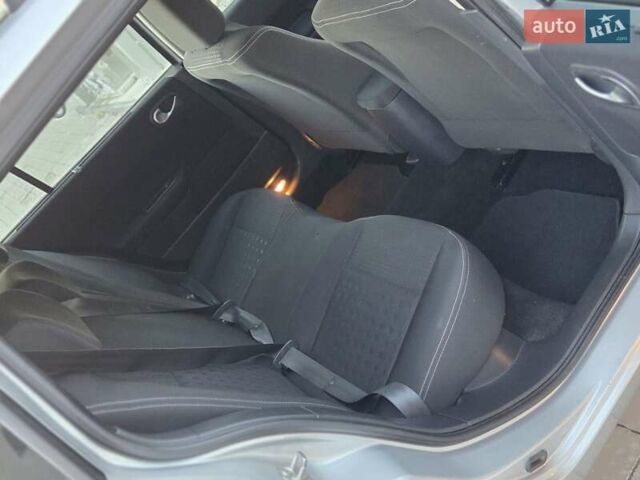 Серый Рено Меган, объемом двигателя 1.6 л и пробегом 223 тыс. км за 4399 $, фото 31 на Automoto.ua