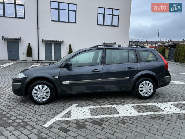 Серый Рено Меган, объемом двигателя 1.6 л и пробегом 221 тыс. км за 4850 $, фото 4 на Automoto.ua