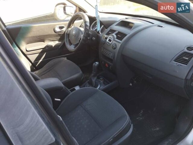 Серый Рено Меган, объемом двигателя 1.5 л и пробегом 260 тыс. км за 3900 $, фото 2 на Automoto.ua