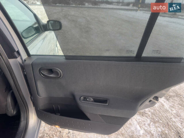 Сірий Рено Меган, об'ємом двигуна 1.6 л та пробігом 197 тис. км за 4950 $, фото 19 на Automoto.ua