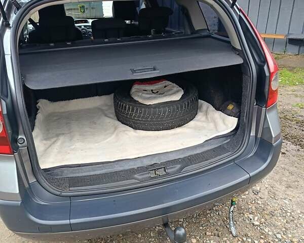 Серый Рено Меган, объемом двигателя 1.6 л и пробегом 280 тыс. км за 5300 $, фото 13 на Automoto.ua