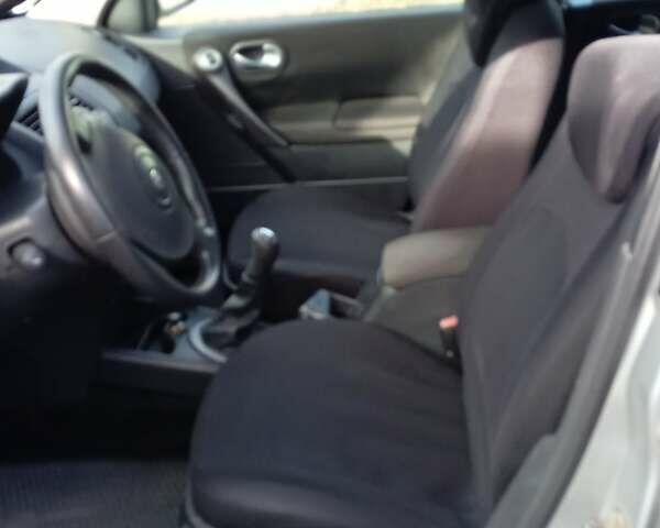 Серый Рено Меган, объемом двигателя 1.4 л и пробегом 178 тыс. км за 5000 $, фото 4 на Automoto.ua