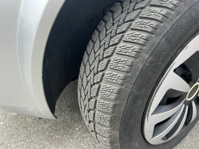 Серый Рено Меган, объемом двигателя 1.6 л и пробегом 285 тыс. км за 4300 $, фото 7 на Automoto.ua