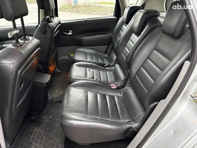 Сірий Рено Меган, об'ємом двигуна 2 л та пробігом 250 тис. км за 4600 $, фото 14 на Automoto.ua