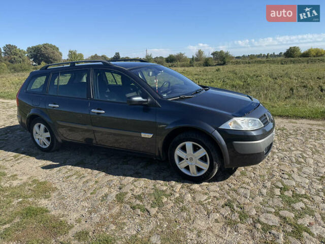Рено Меган 2005 у Старой Синяве на Automoto.ua Сірий Рено Меган, об'ємом двигуна 1.6 л та пробігом 230 тис. км за 4550 $, фото 10 на Automoto.ua
