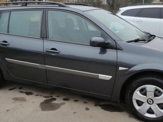 Серый Рено Меган, объемом двигателя 1.6 л и пробегом 222 тыс. км за 4500 $, фото 2 на Automoto.ua