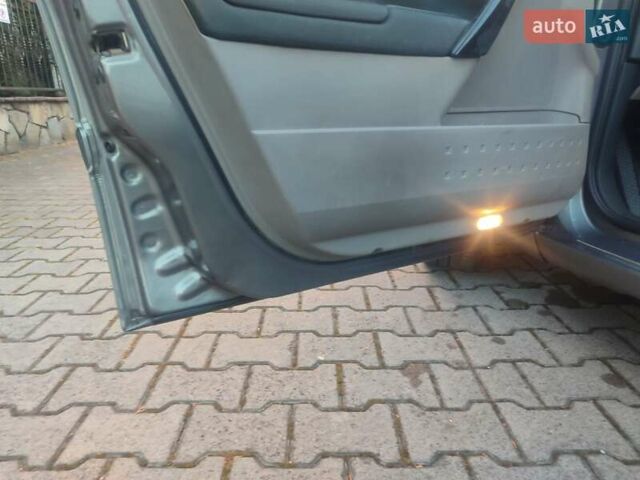 Серый Рено Меган, объемом двигателя 1.46 л и пробегом 211 тыс. км за 4650 $, фото 10 на Automoto.ua