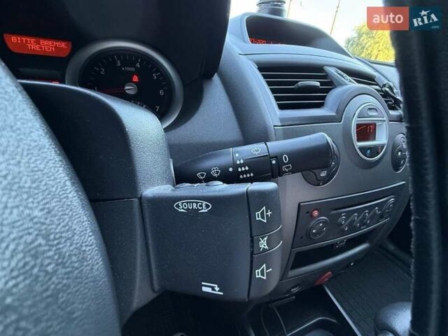 Серый Рено Меган, объемом двигателя 1.6 л и пробегом 317 тыс. км за 4700 $, фото 31 на Automoto.ua